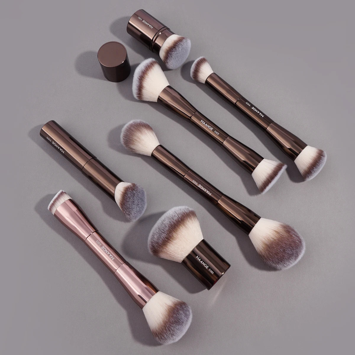 MAANGE Double-Head Makeup Brush – Foundation, Powder, Concealer, Blusher, & Bronzer Tool with Soft Fiber Hair